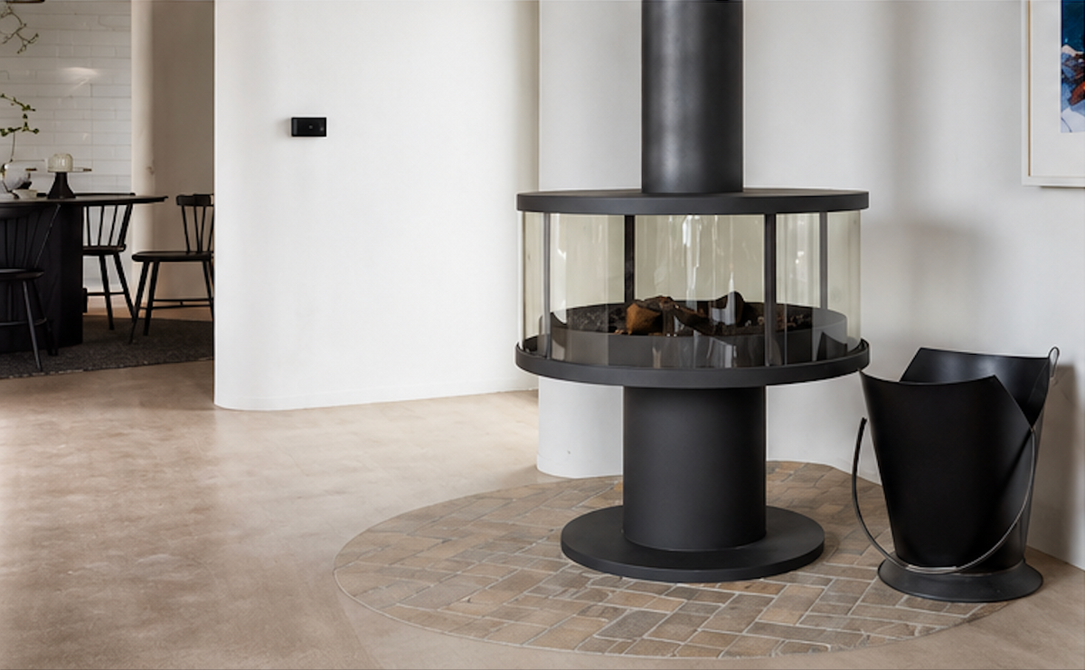 Leslie 360° Glass Wood Burning Stove – Modern Freestanding Log Burner
